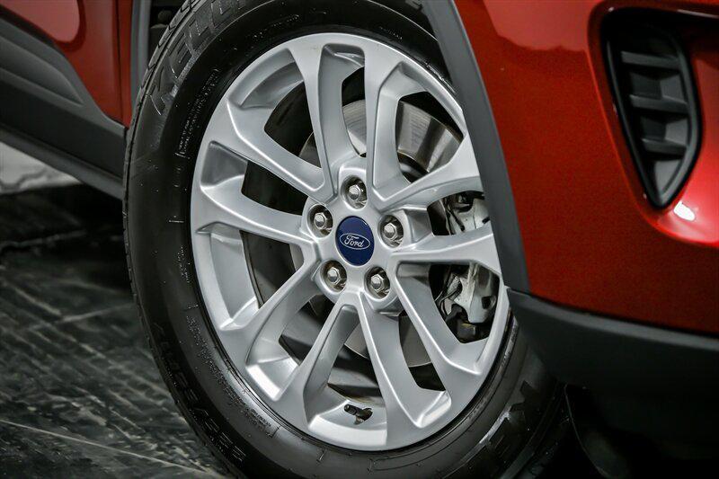 used 2022 Ford Escape car, priced at $19,995