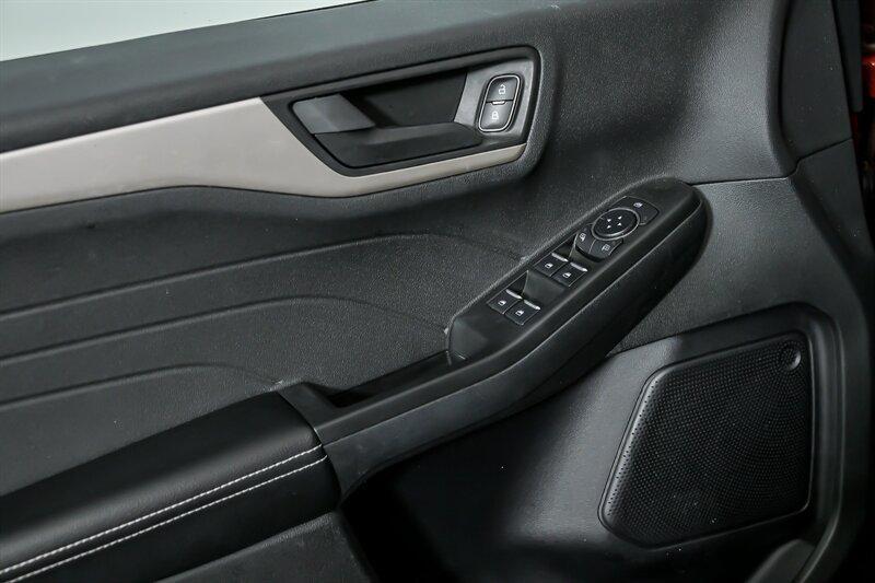 used 2022 Ford Escape car, priced at $19,995