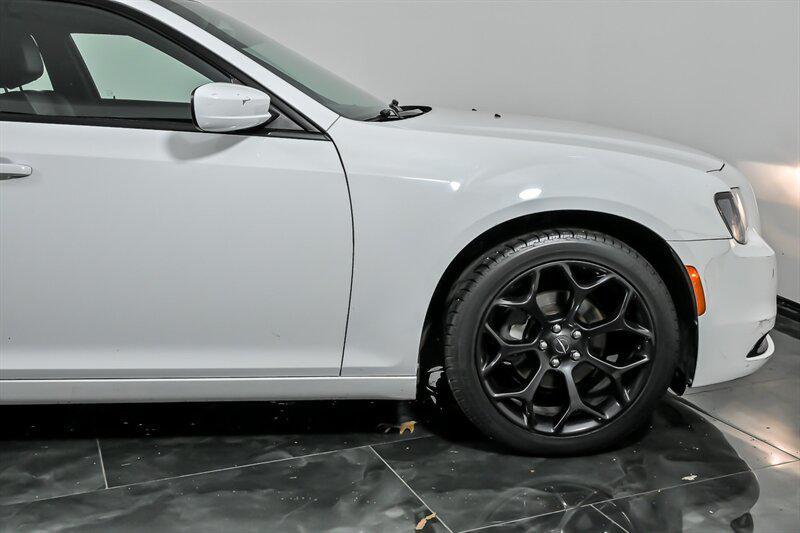 used 2019 Chrysler 300 car, priced at $18,995
