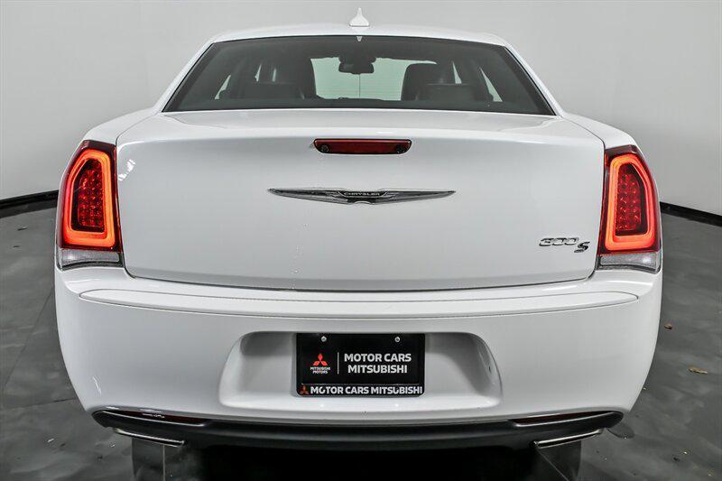 used 2019 Chrysler 300 car, priced at $18,995