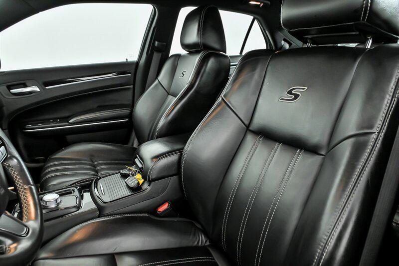 used 2019 Chrysler 300 car, priced at $18,995
