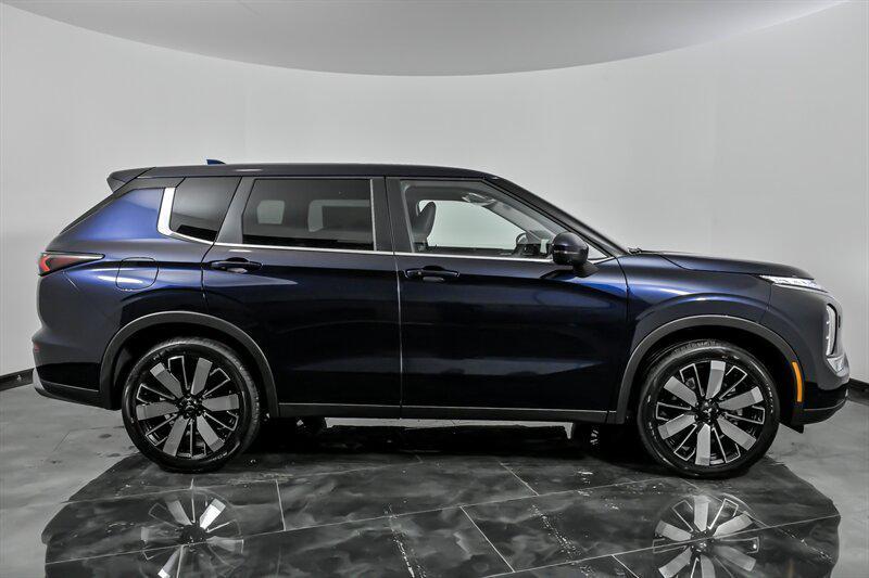 new 2026 Mitsubishi Outlander car, priced at $39,495