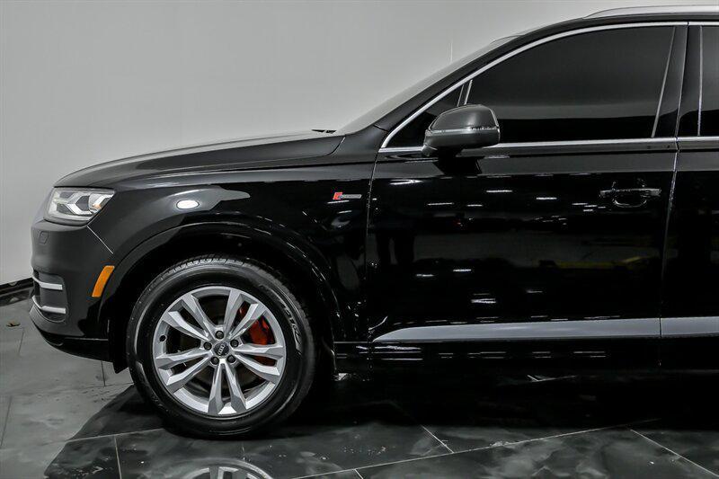 used 2018 Audi Q7 car, priced at $12,995