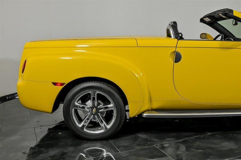 used 2005 Chevrolet SSR car, priced at $29,995
