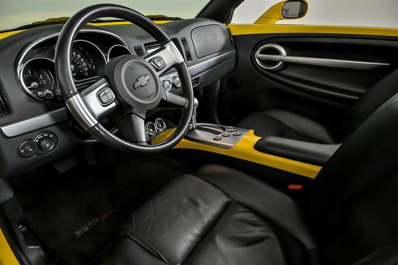 used 2005 Chevrolet SSR car, priced at $29,995