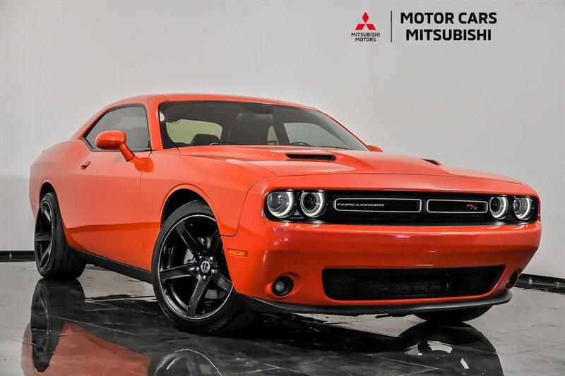 used 2016 Dodge Challenger car
