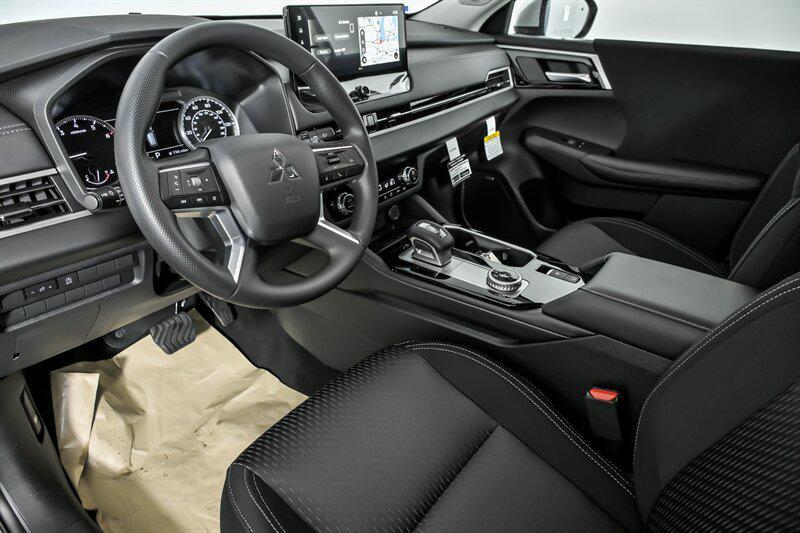 new 2026 Mitsubishi Outlander car, priced at $32,495