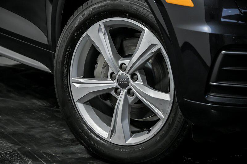 used 2018 Audi Q5 car, priced at $15,995