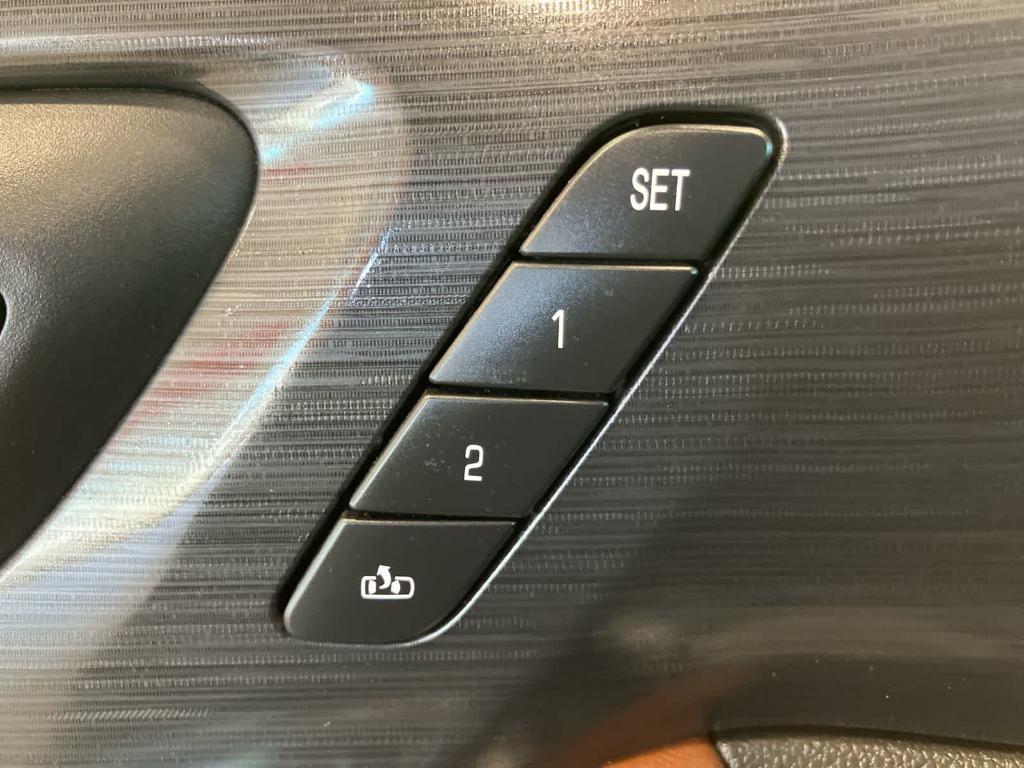 used 2019 Chevrolet Traverse car, priced at $18,900