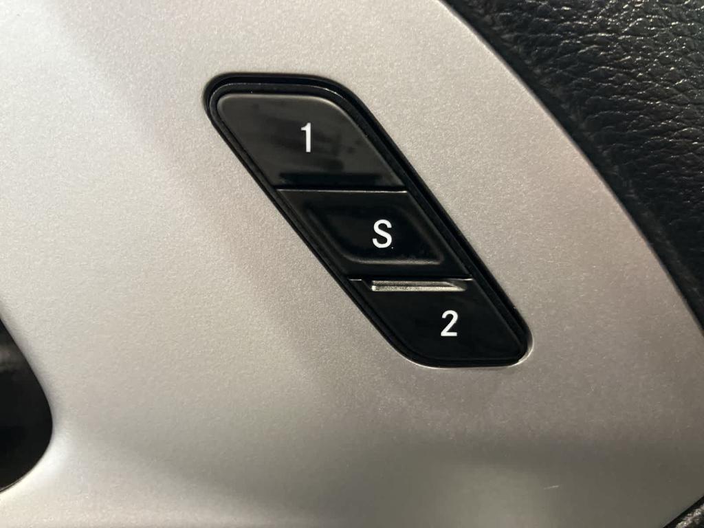 used 2025 Chrysler Pacifica car, priced at $32,495