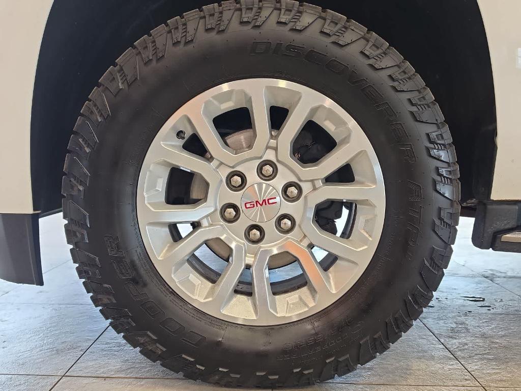 used 2019 GMC Yukon car, priced at $28,900
