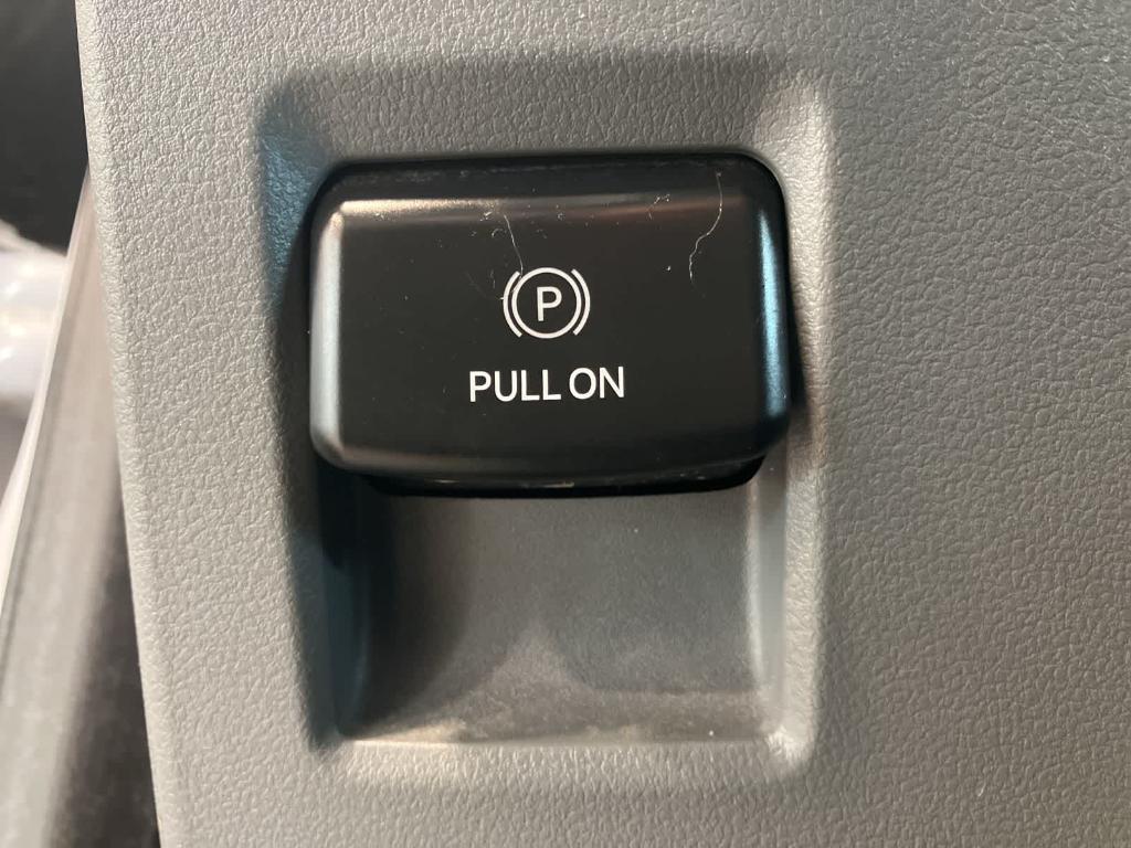 used 2021 Ford F-150 car, priced at $27,900