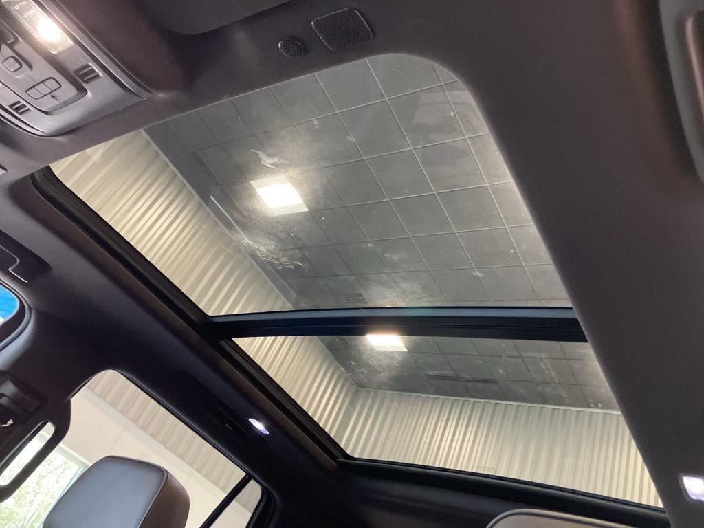 used 2023 GMC Yukon car, priced at $62,895