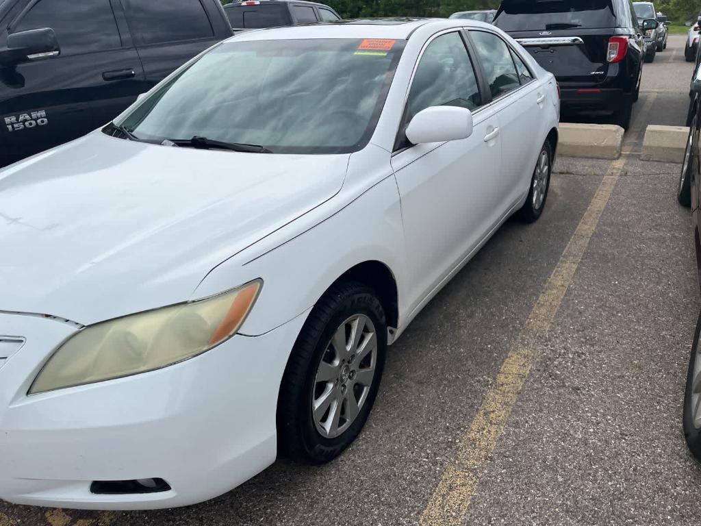 used 2007 Toyota Camry car, priced at $2,900