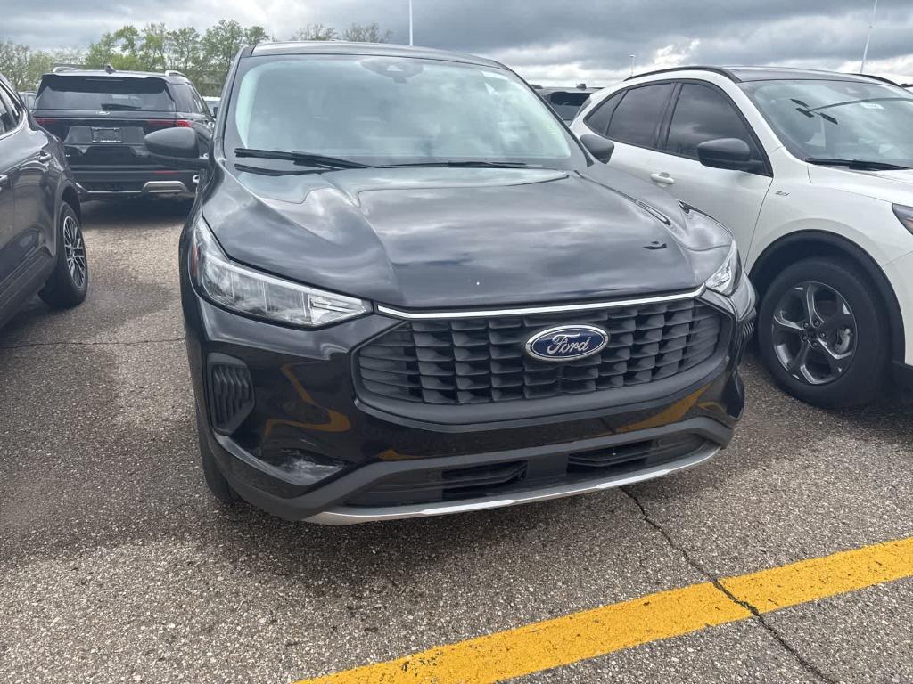 new 2026 Ford Escape car, priced at $31,604