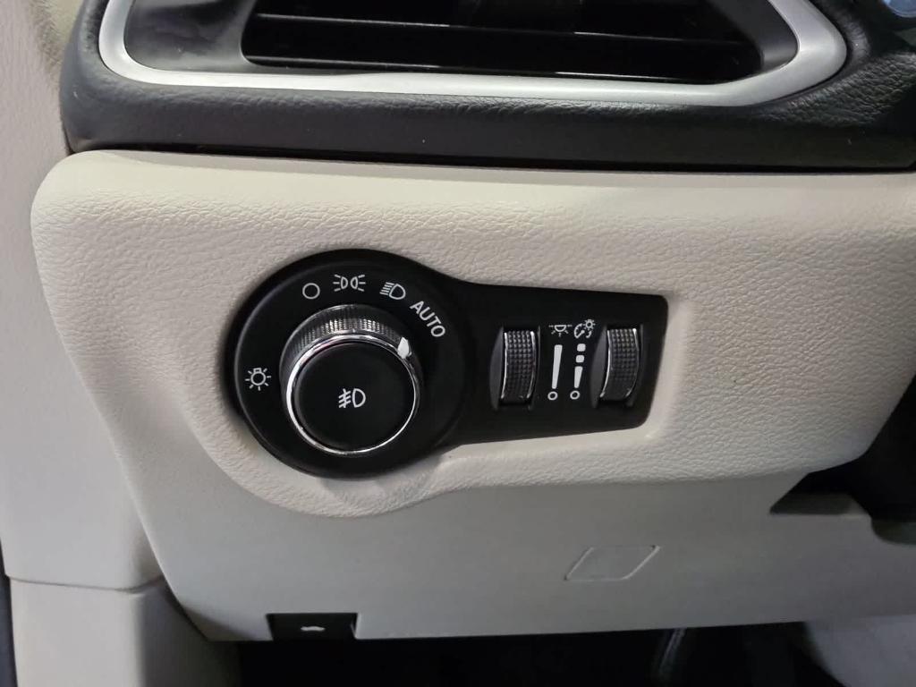 used 2017 Chrysler Pacifica car, priced at $11,900
