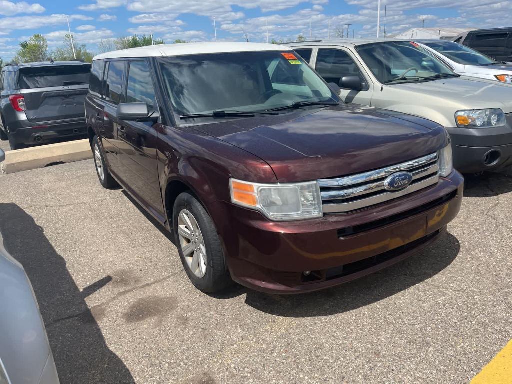 used 2010 Ford Flex car, priced at $3,500