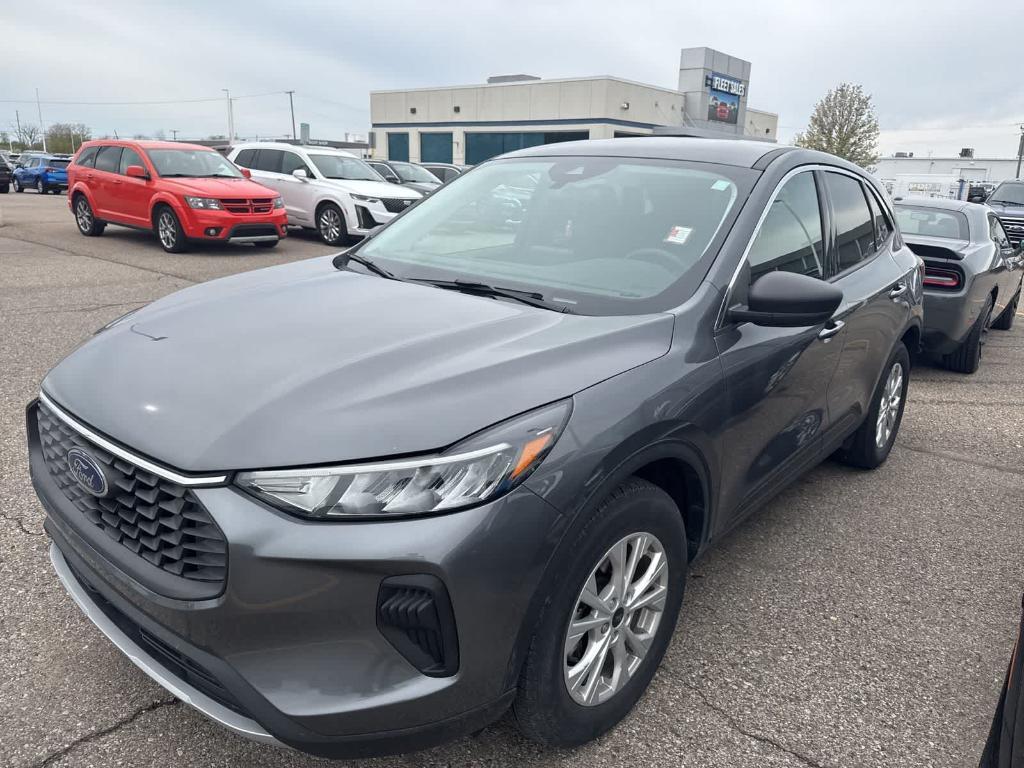 used 2024 Ford Escape car, priced at $21,995