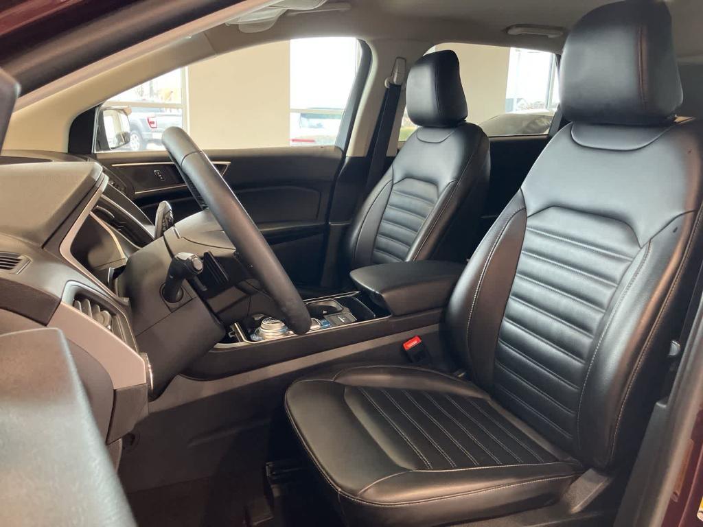 used 2020 Ford Edge car, priced at $17,900