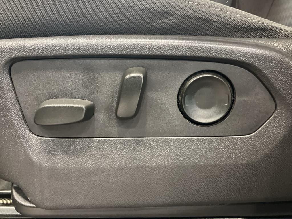 used 2024 GMC Sierra 1500 car, priced at $38,995