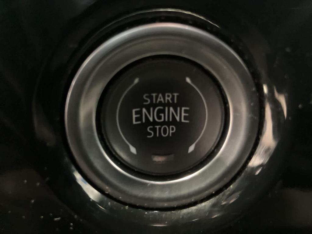 used 2024 GMC Sierra 1500 car, priced at $38,995