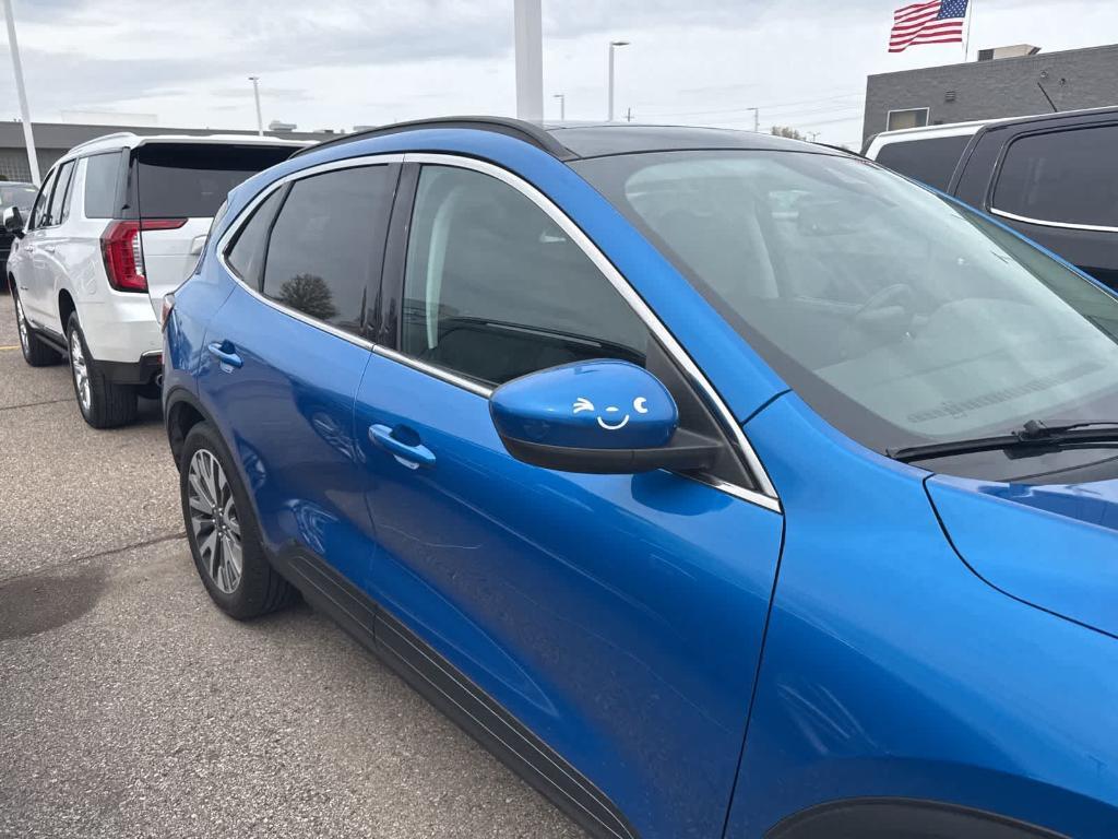 used 2021 Ford Escape car, priced at $19,500