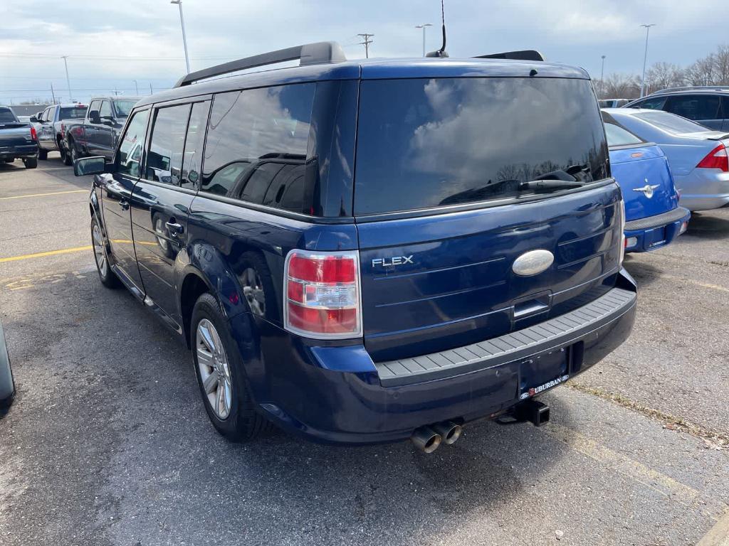 used 2012 Ford Flex car, priced at $3,500