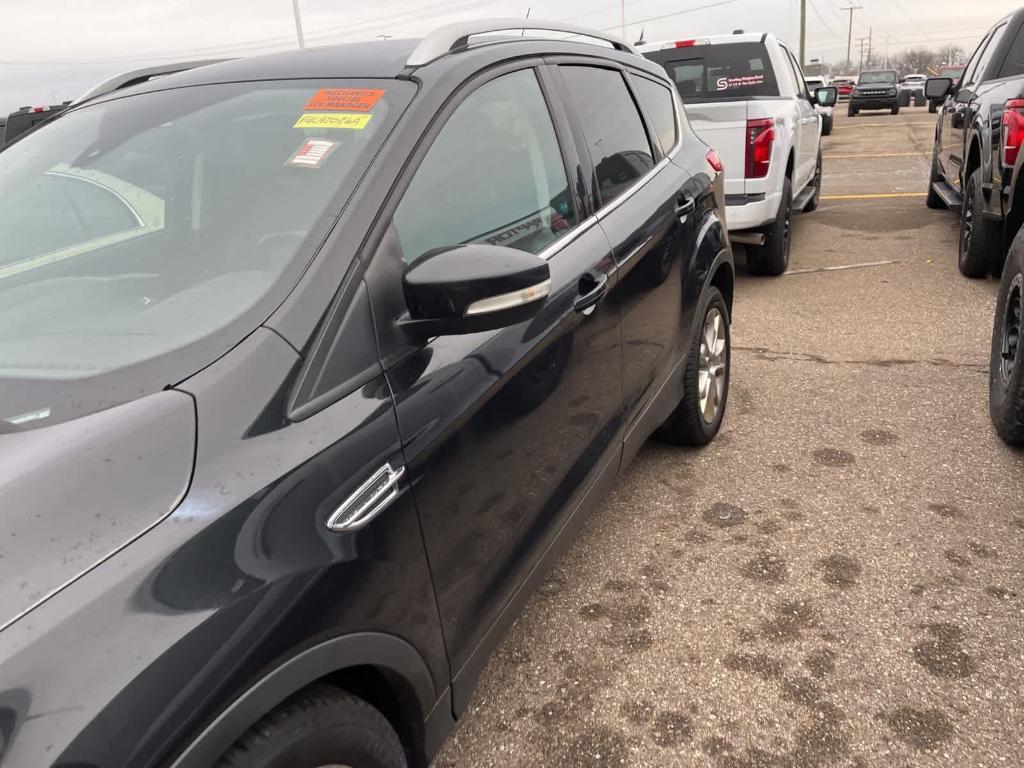 used 2015 Ford Escape car, priced at $5,900