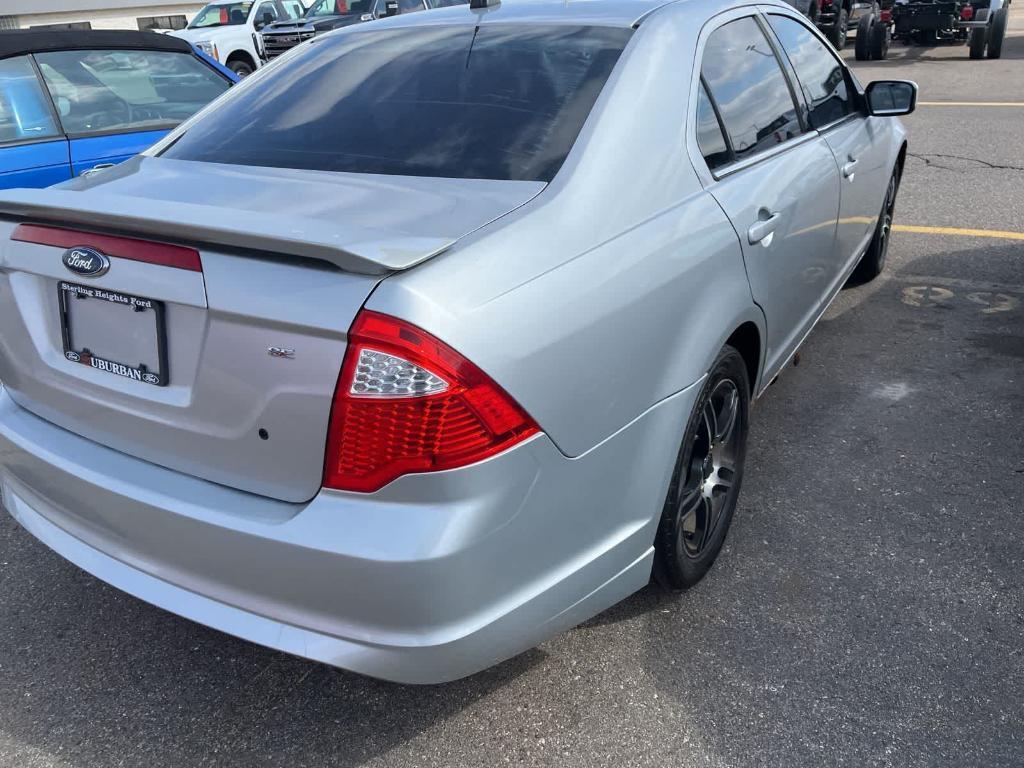 used 2010 Ford Fusion car, priced at $2,500