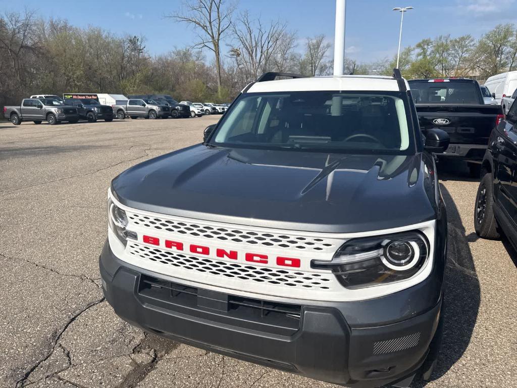 new 2025 Ford Bronco Sport car, priced at $33,990