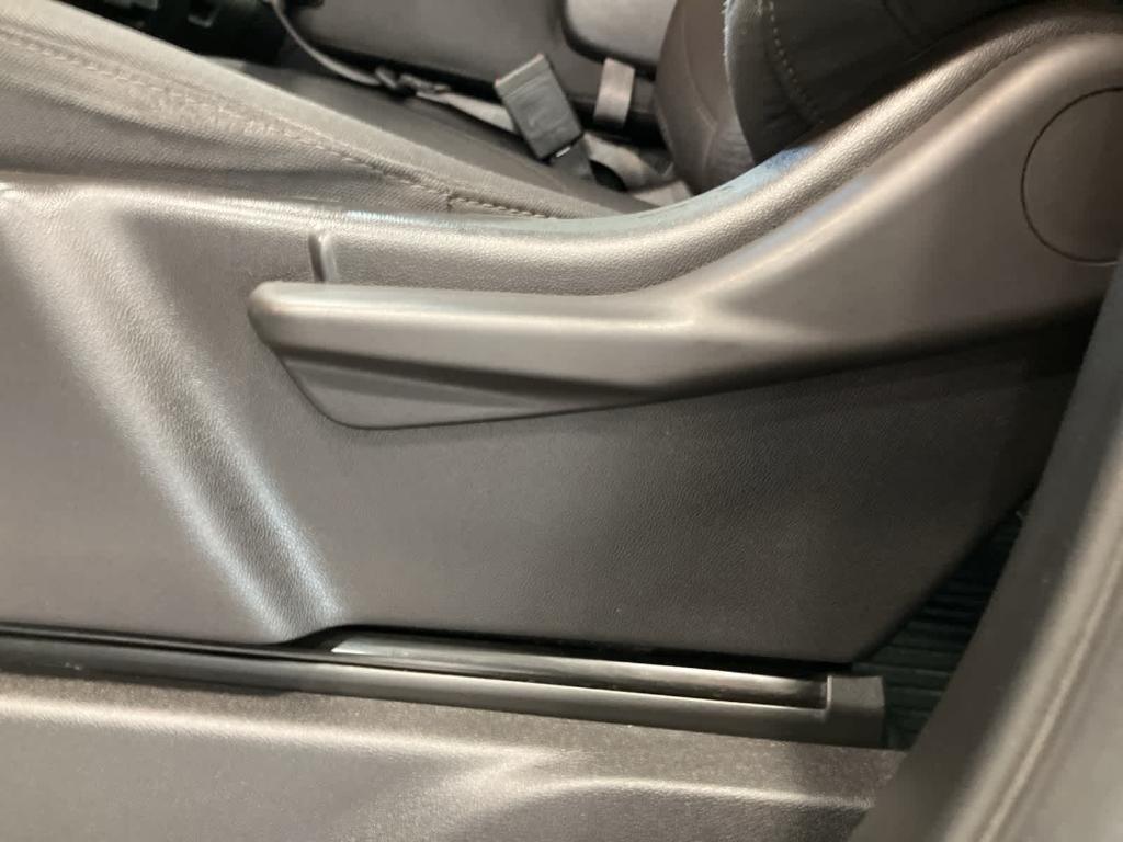 used 2023 GMC Sierra 1500 car, priced at $31,695