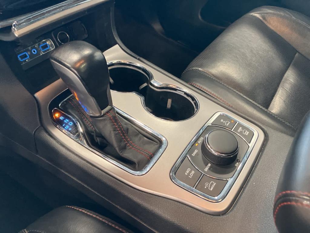 used 2020 Jeep Grand Cherokee car, priced at $14,900