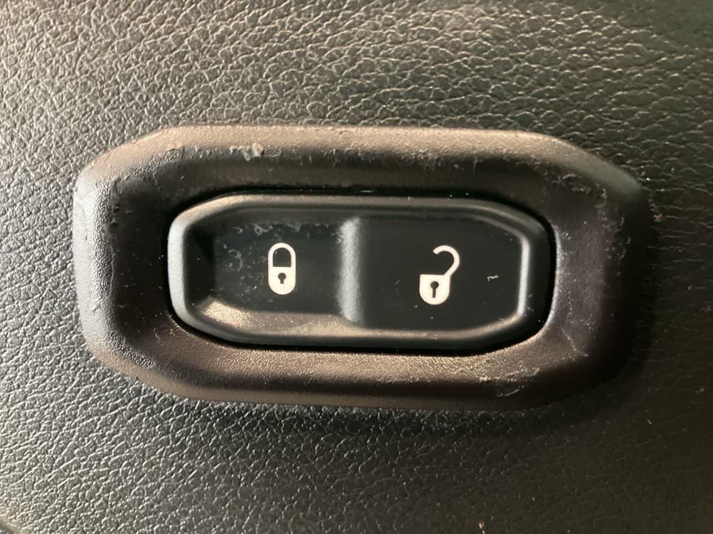 used 2019 Jeep Wrangler Unlimited car, priced at $19,900