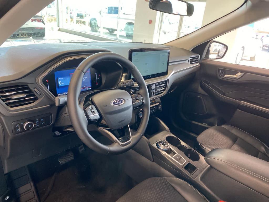 used 2025 Ford Escape car, priced at $25,995