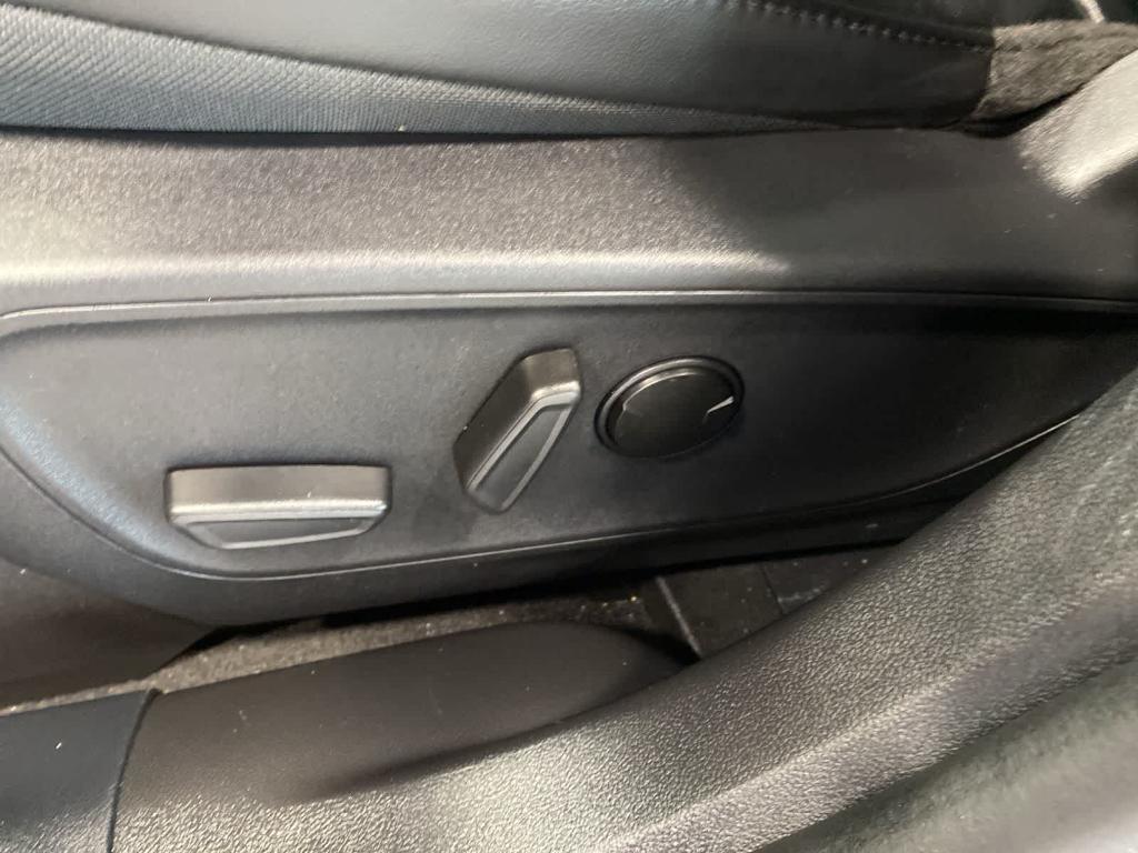 used 2025 Ford Escape car, priced at $25,995