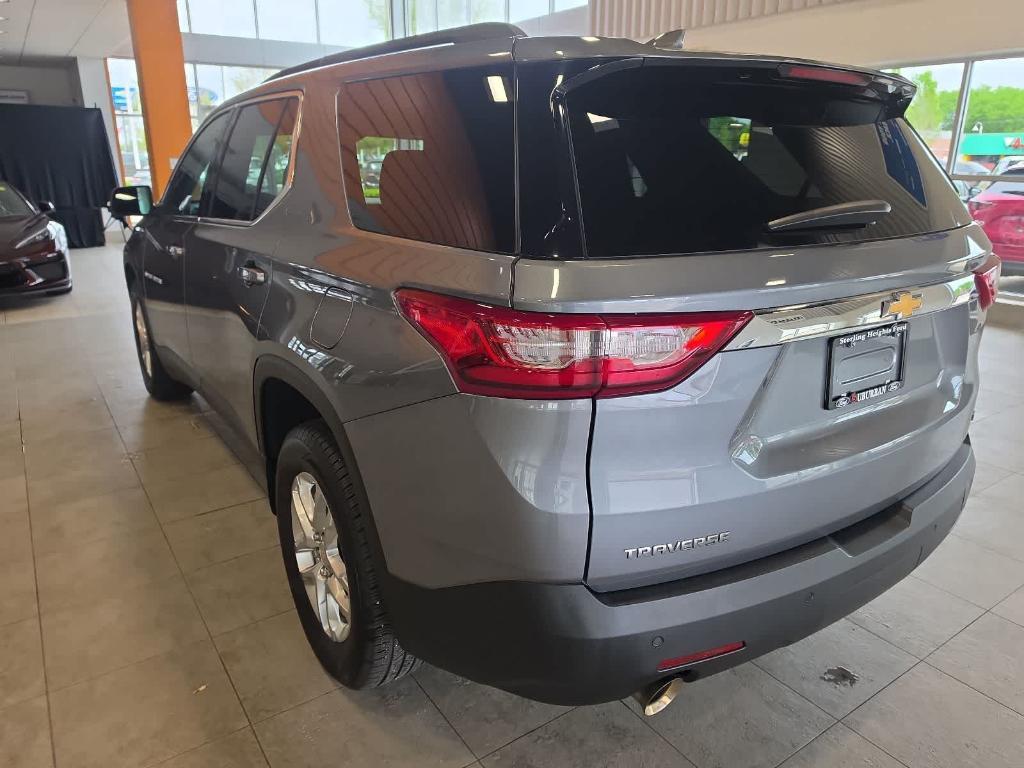 used 2021 Chevrolet Traverse car, priced at $23,900