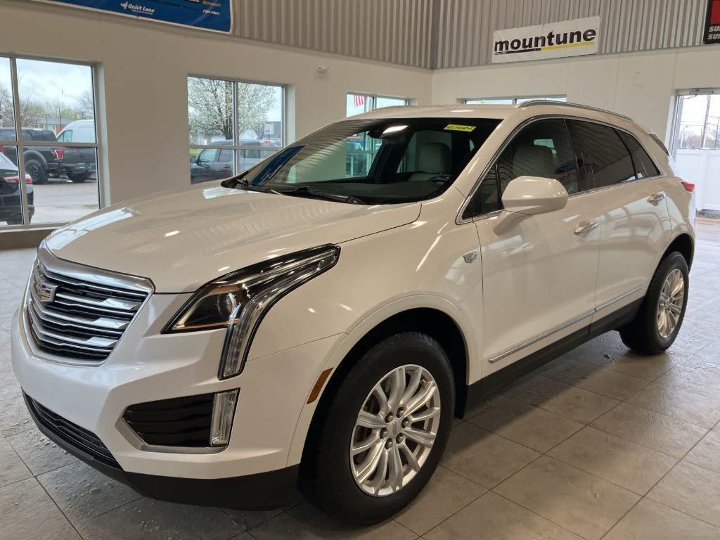 used 2017 Cadillac XT5 car, priced at $12,900