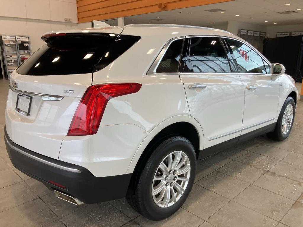 used 2017 Cadillac XT5 car, priced at $12,900