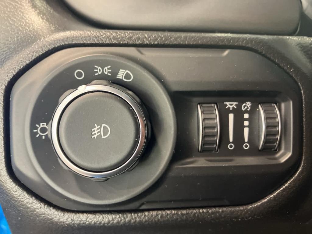 used 2021 Jeep Wrangler Unlimited car, priced at $22,900