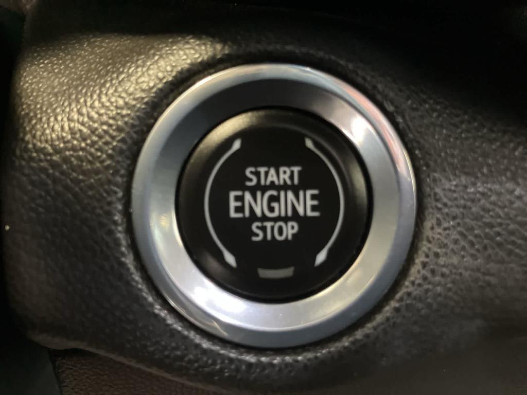 used 2021 Buick Envision car, priced at $18,500