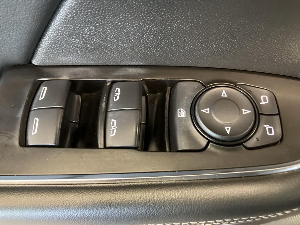 used 2021 Buick Envision car, priced at $18,500