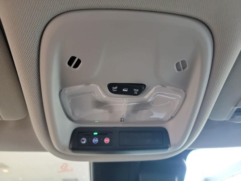 used 2024 Chevrolet TrailBlazer car, priced at $22,495