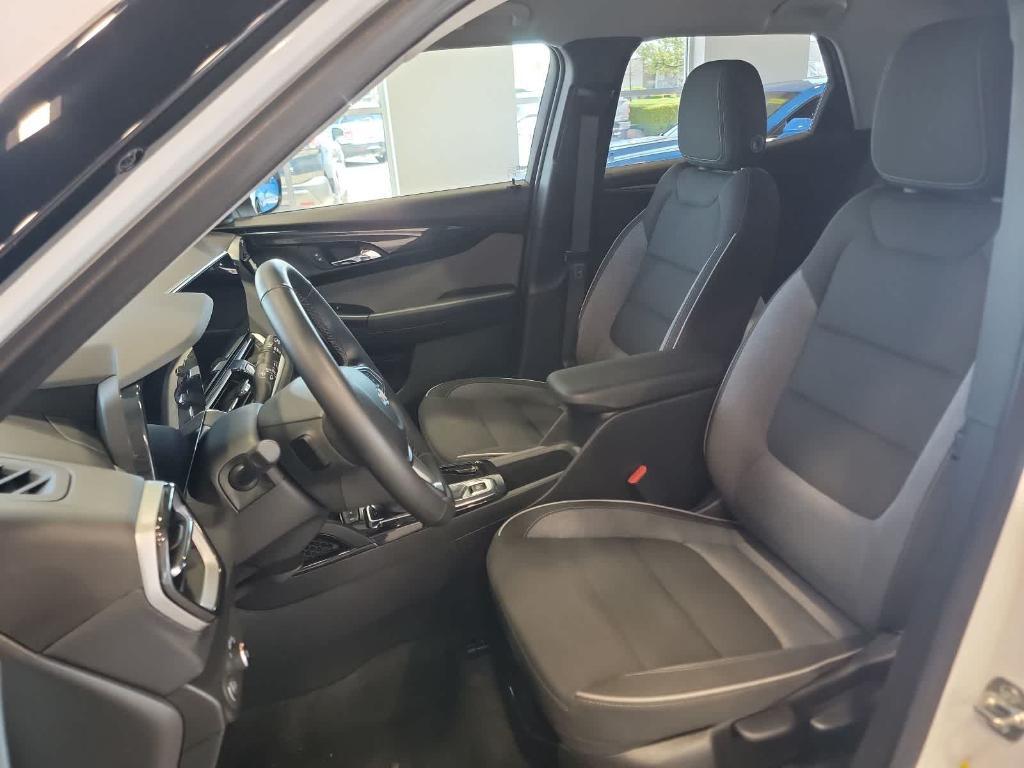 used 2024 Chevrolet TrailBlazer car, priced at $22,495