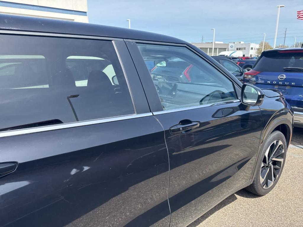 used 2024 Mitsubishi Outlander car, priced at $22,595