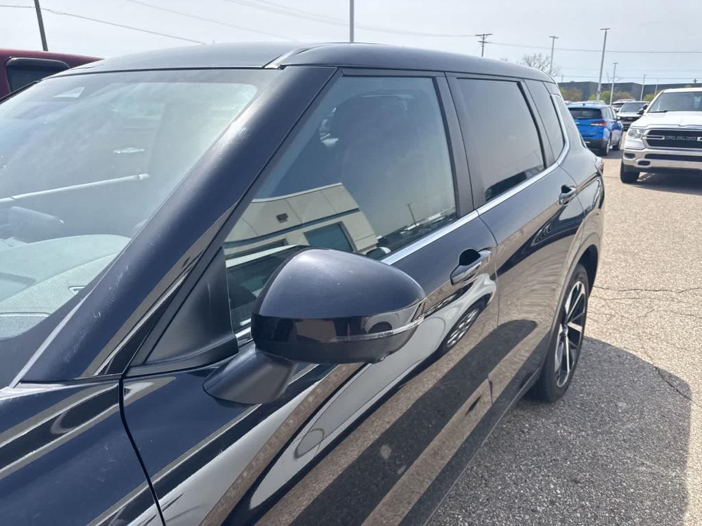 used 2024 Mitsubishi Outlander car, priced at $22,595