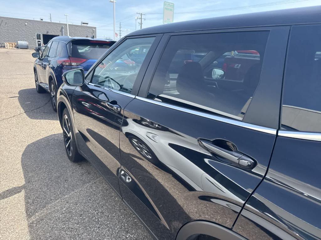 used 2024 Mitsubishi Outlander car, priced at $22,595