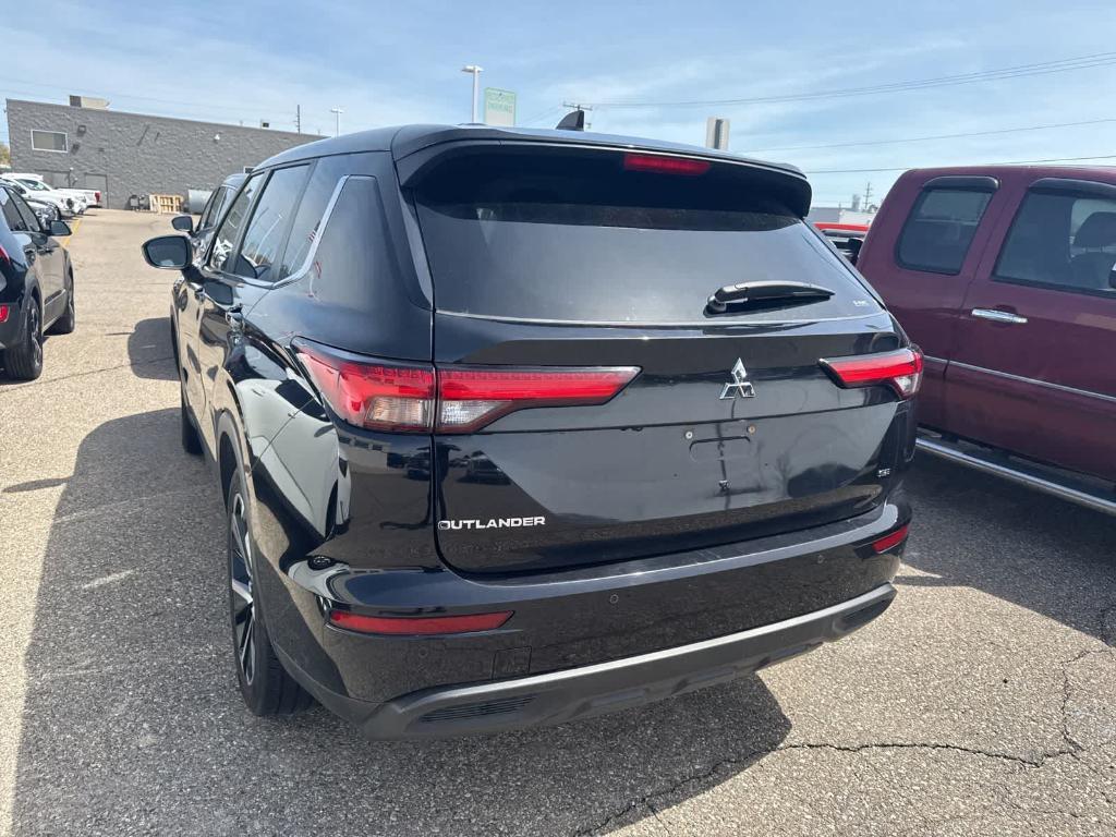 used 2024 Mitsubishi Outlander car, priced at $22,595
