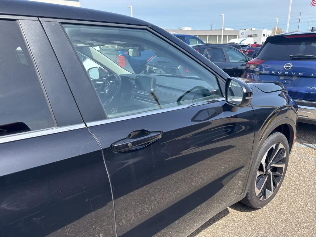 used 2024 Mitsubishi Outlander car, priced at $22,595