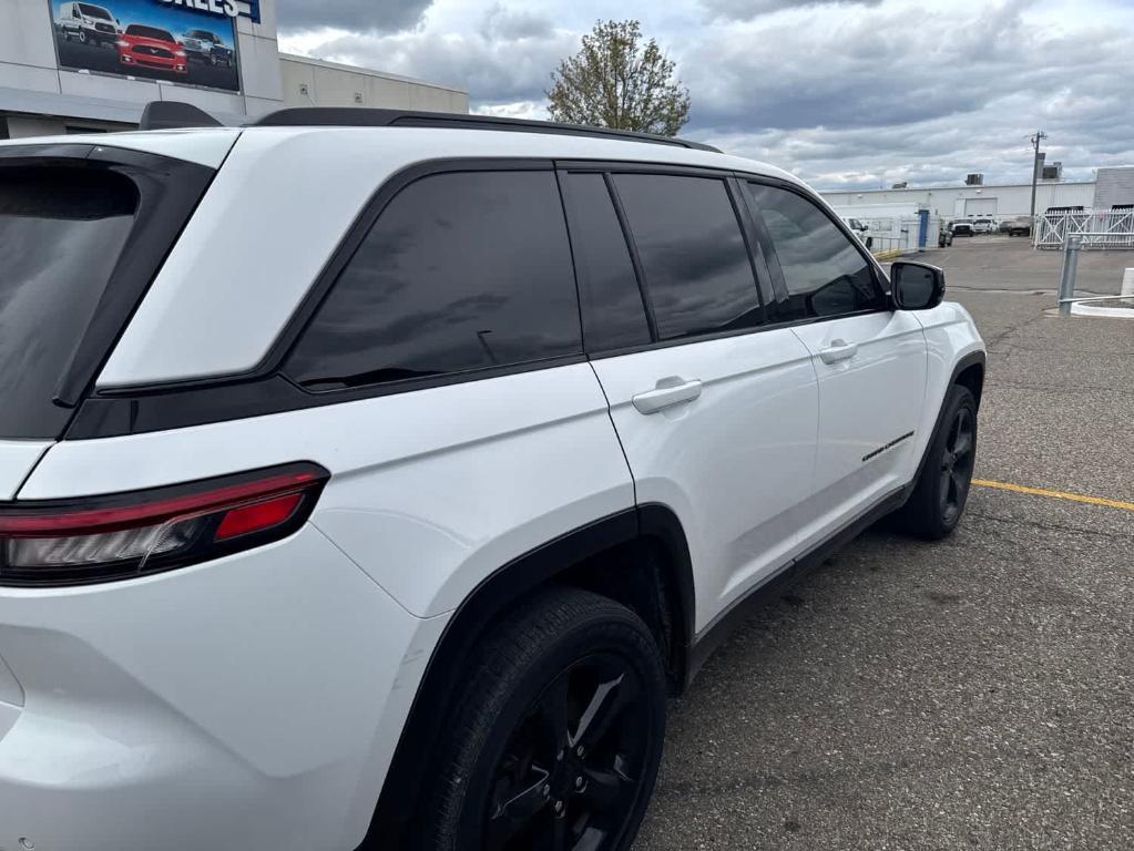 used 2023 Jeep Grand Cherokee car, priced at $30,595