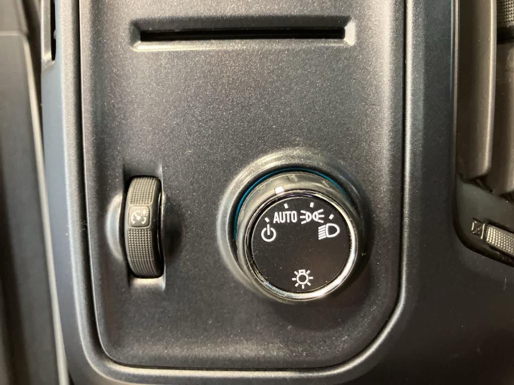 used 2014 Chevrolet Silverado 1500 car, priced at $11,500